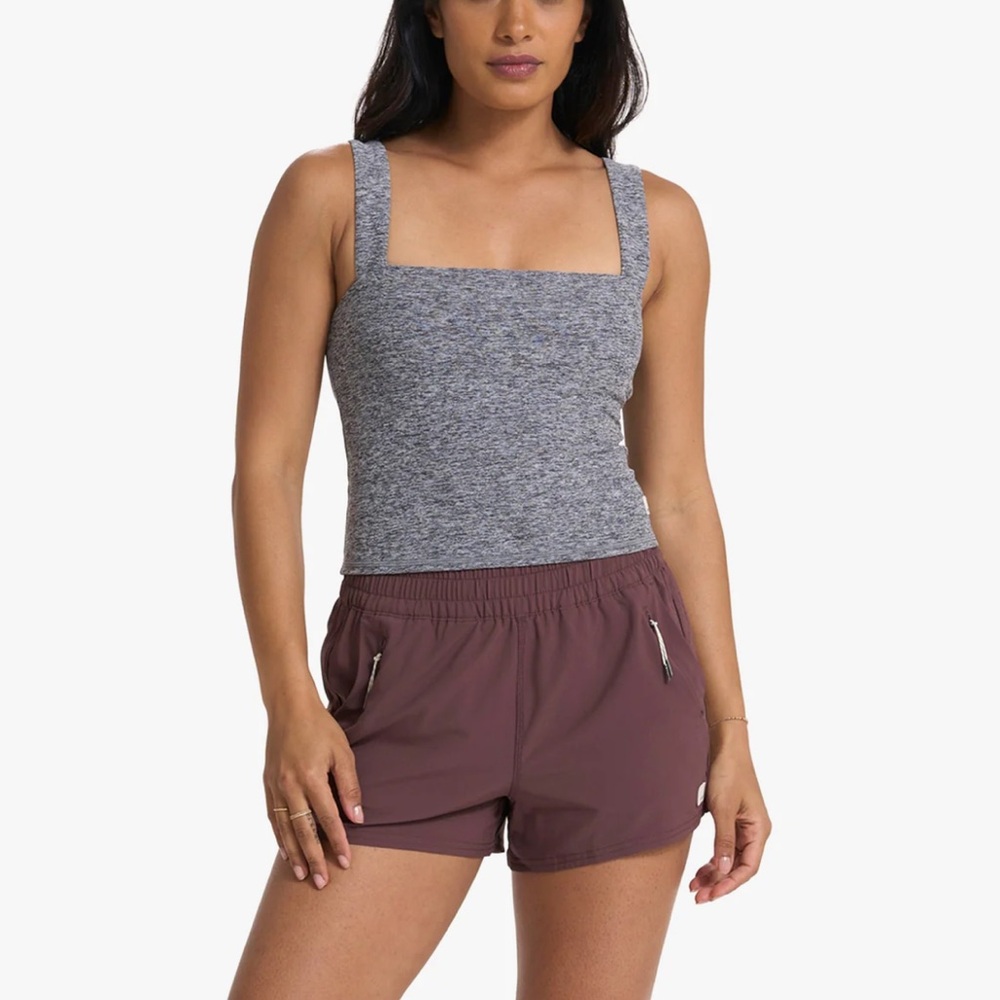 Vuori Elevation Square Neck Tank in Navy- NWOT, Built-in-Bra